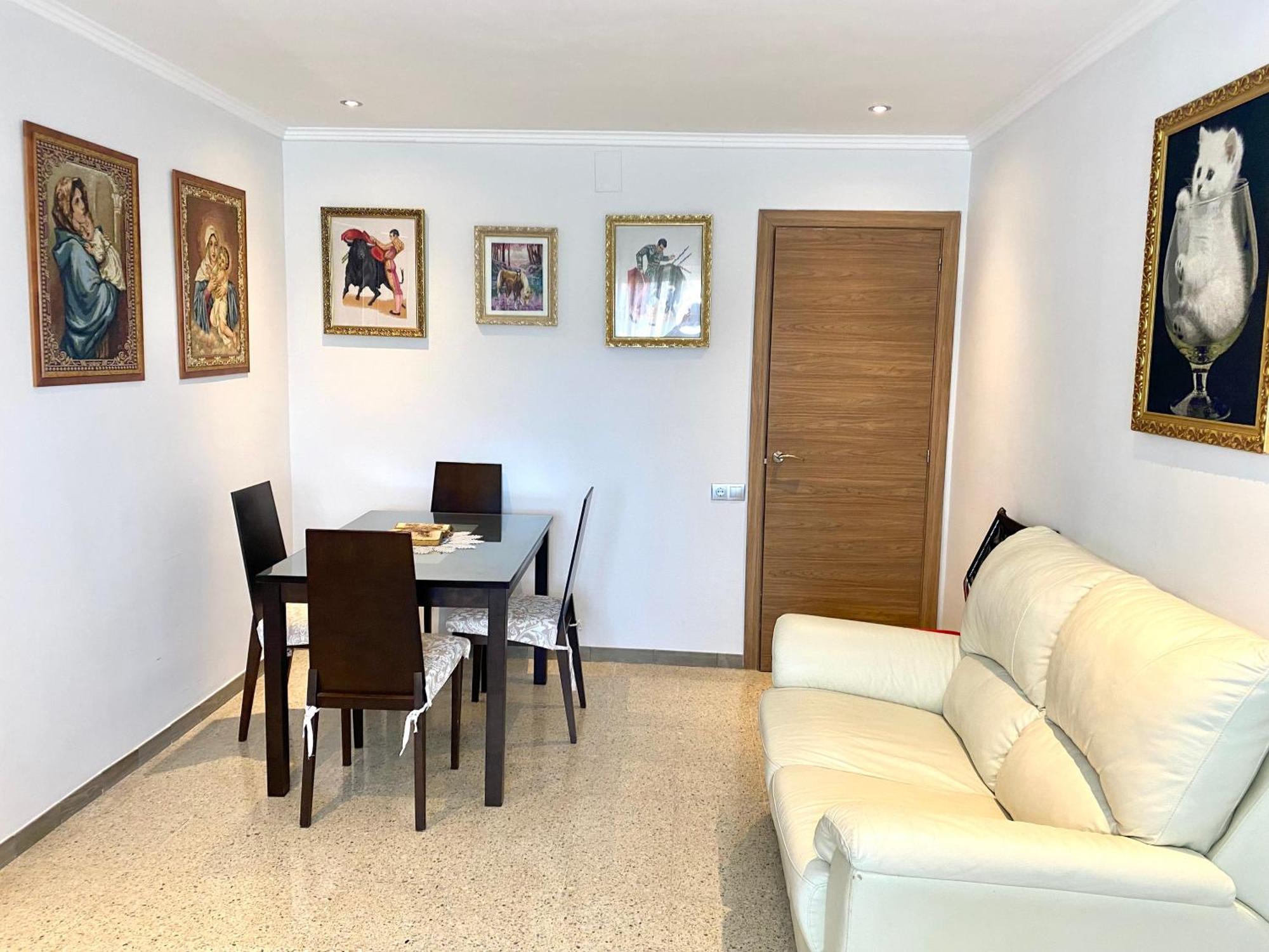 Shared Apartment! Piso Compartido! Общая Квартира! Севилья Экстерьер фото