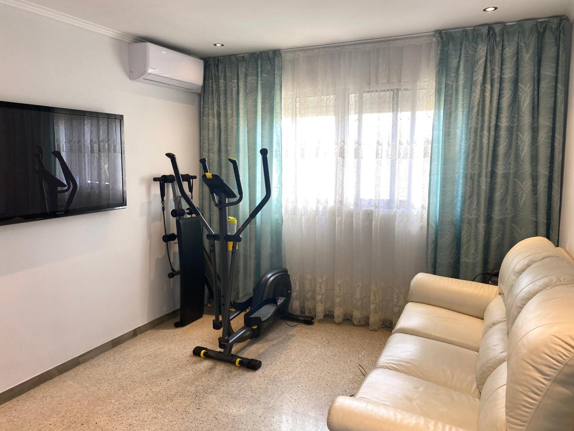 Shared Apartment! Piso Compartido! Общая Квартира! Севилья Экстерьер фото