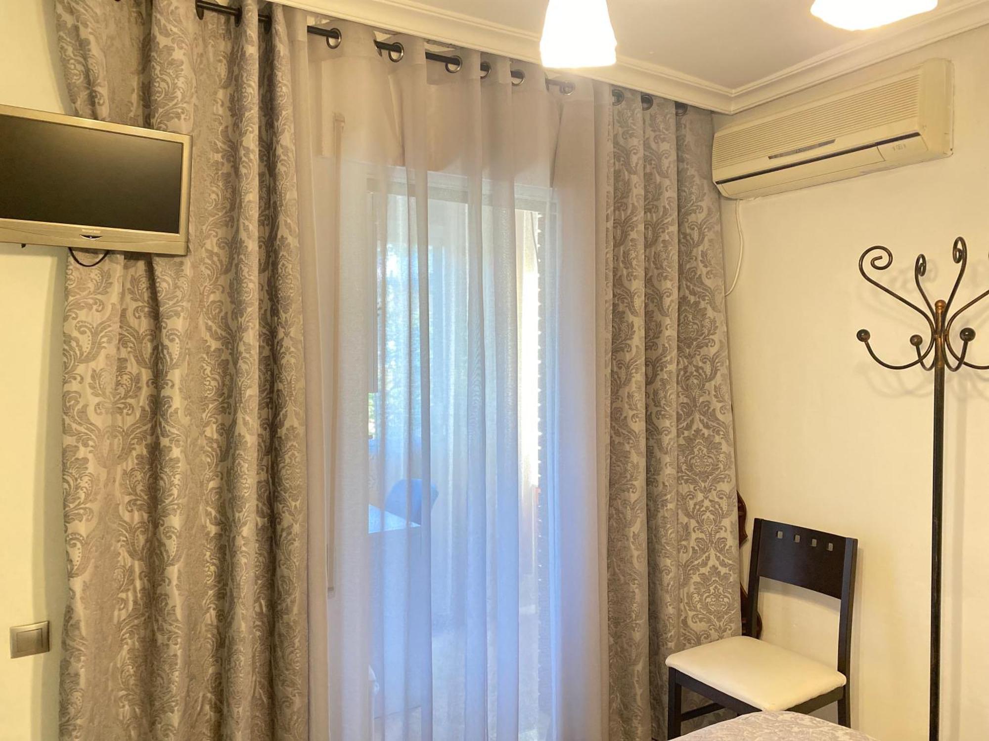 Shared Apartment! Piso Compartido! Общая Квартира! Севилья Экстерьер фото